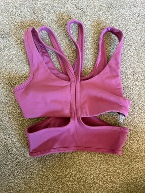 Alo Yoga Sports Bra